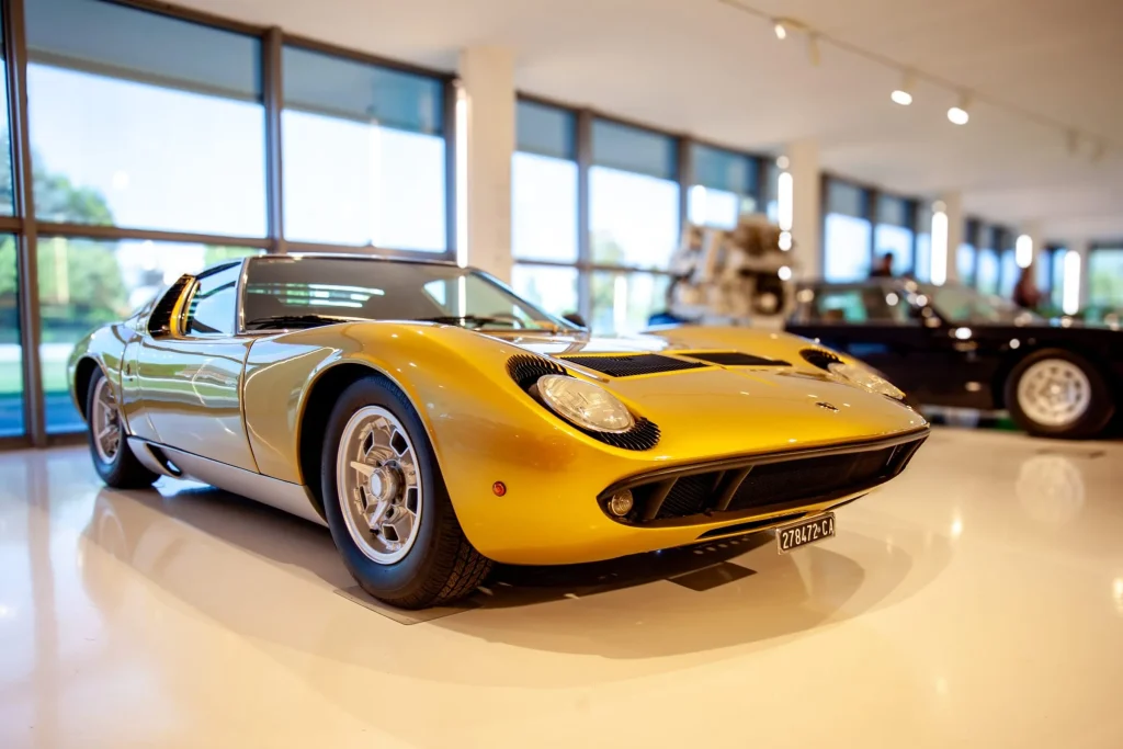 Lamborghini Miura