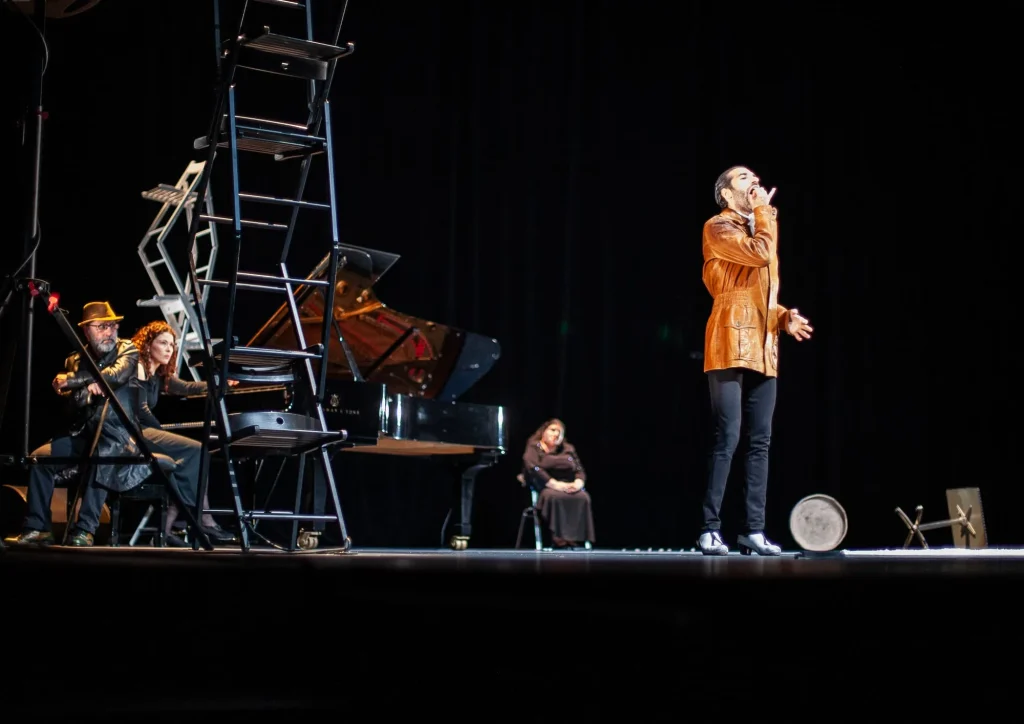 Israel Galvan au Rocher de Palmer