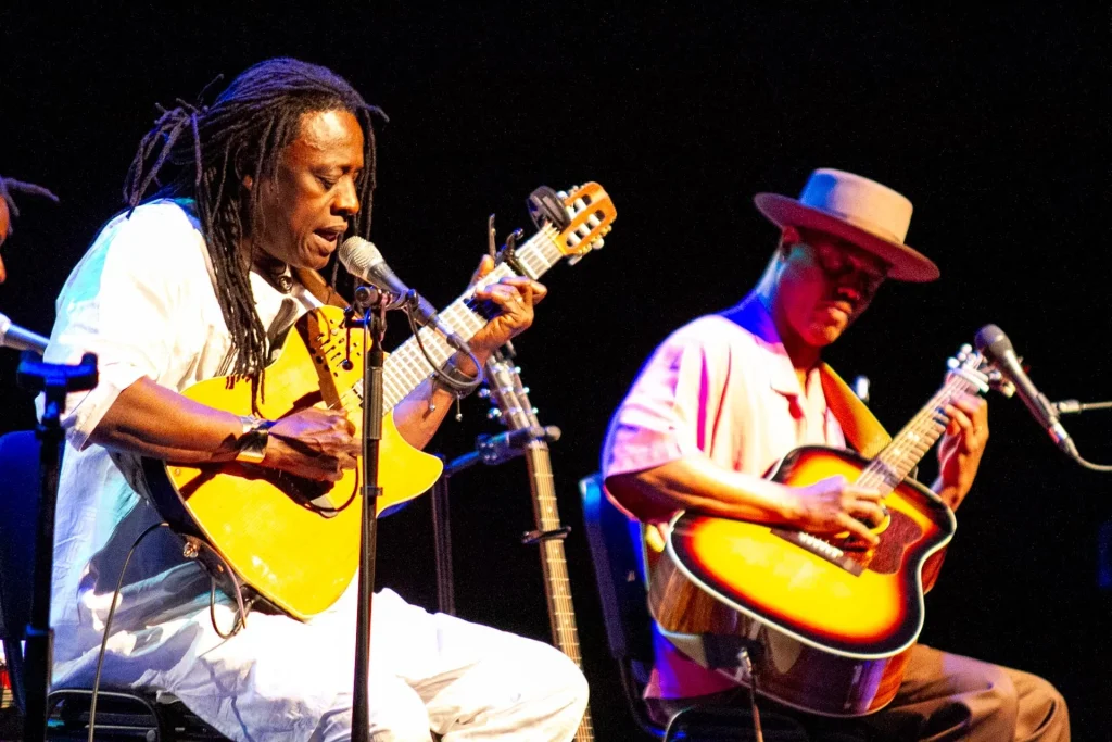 Habib Koité & Eric Bibb au Rocher de Palmer